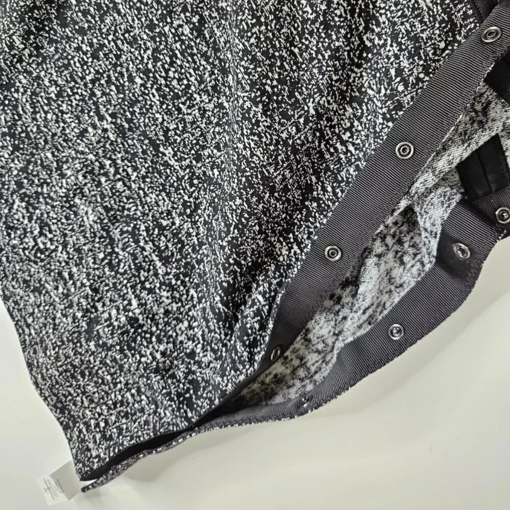 NWOT Lululemon Vinyasa Wrap Scarf Black White Print One Size Convertible